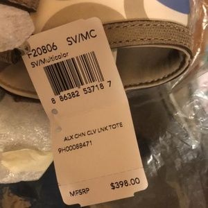 COACH Bags - COACH Alexandria Shoulder bag COACH Bags - COACH Alexandria Shoulder bag